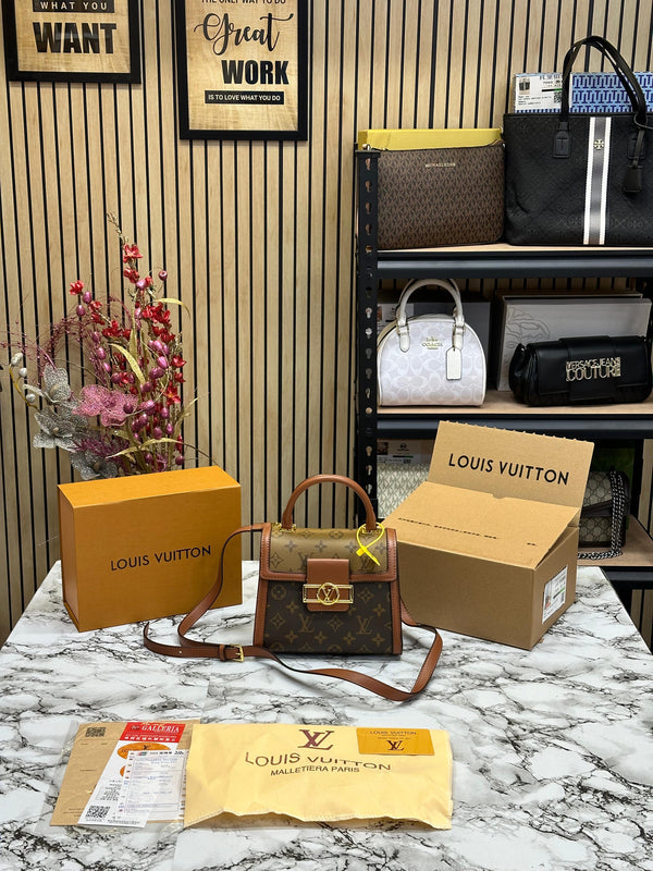 LOUIS VUITTON DAUPHINE CAPITALE