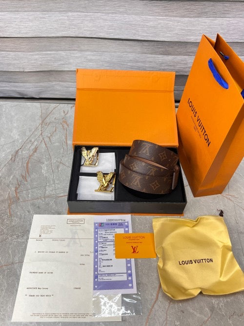 louis vuitton combo belt with og carrybag