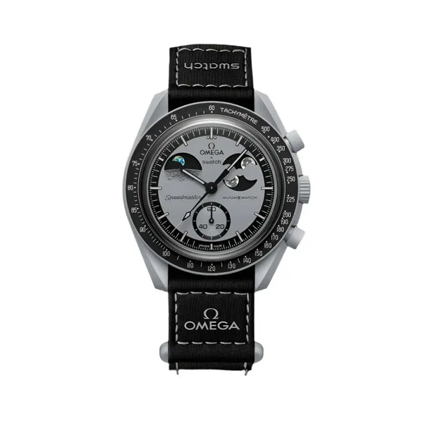 The Bioceramic Moon Swatch MISSION TO EARTHPHASE celebrates the splendor of the Earth as seen from the moon